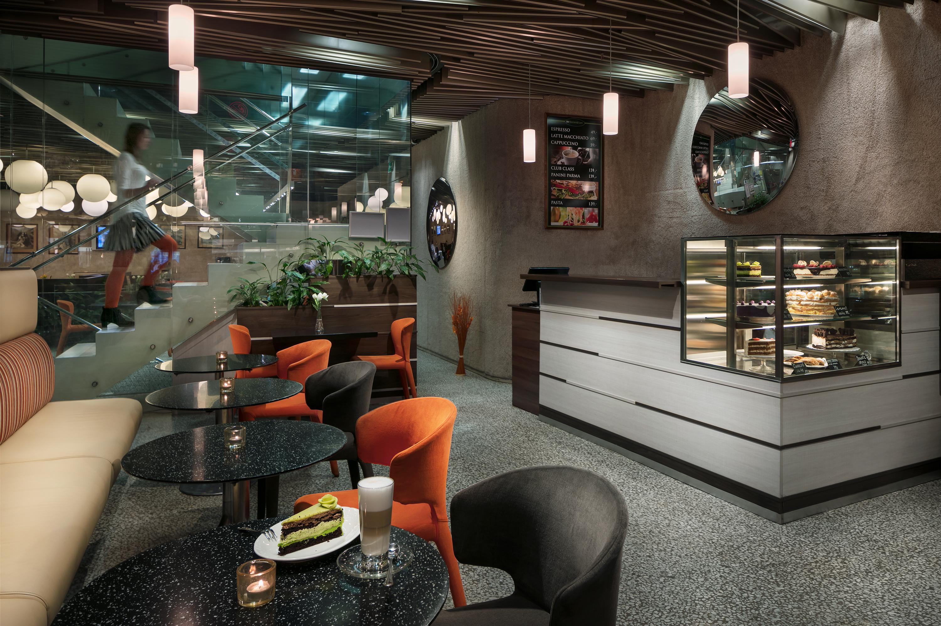 מלון Metropol Design Old Town 4*