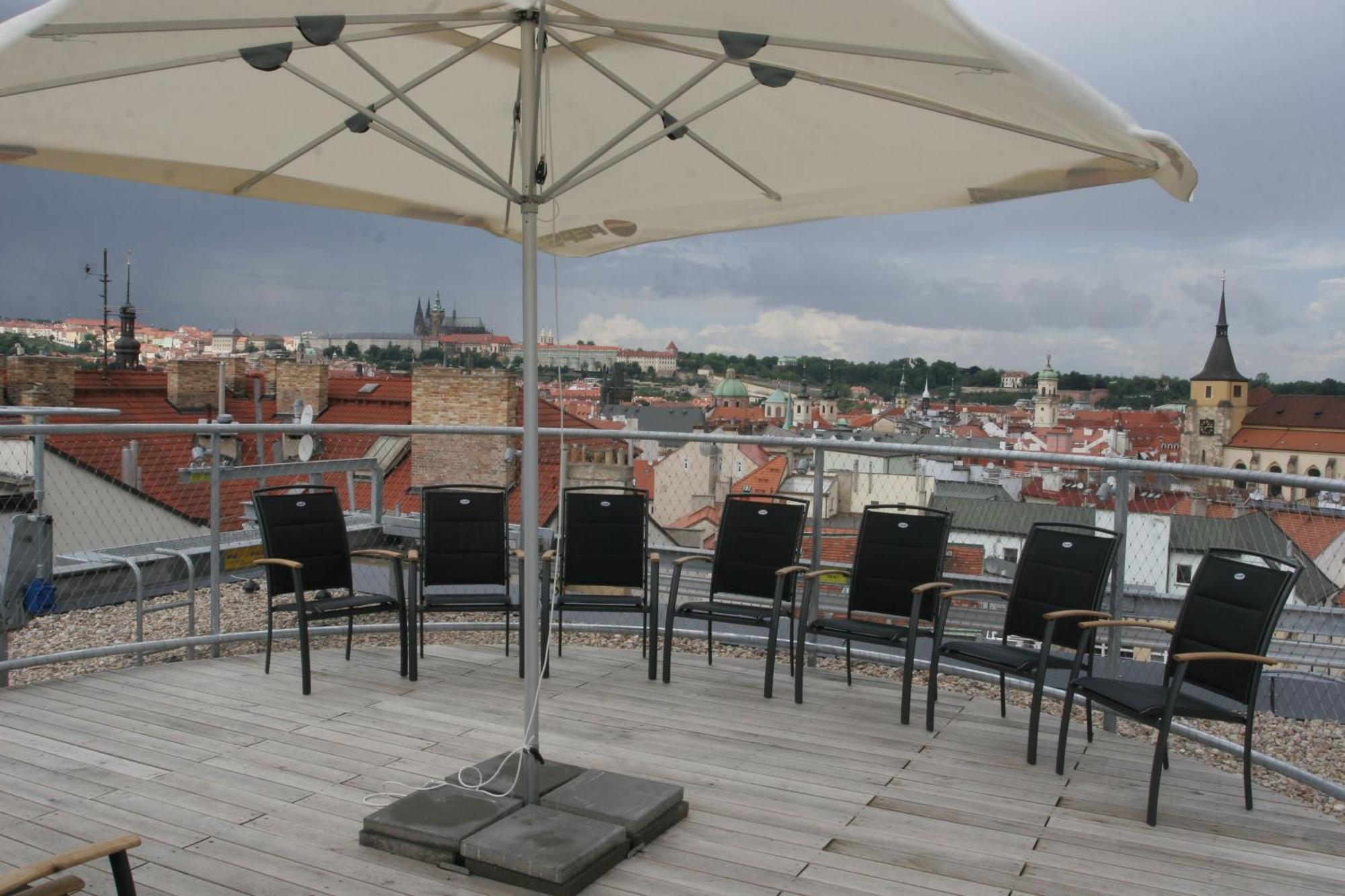 Отель Metropol Design Old Town